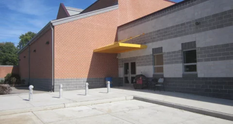 Understanding the Benefits of Commercial Awnings and Canopies